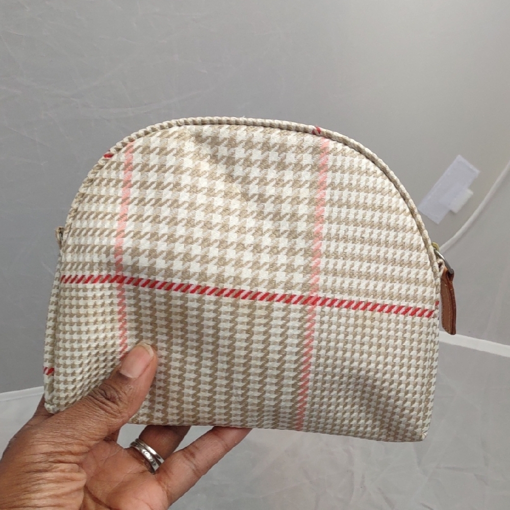 Lauren Ralph Lauren Beige and Pink Houndstooth Cosmetic Bag - Picture 3 of 12